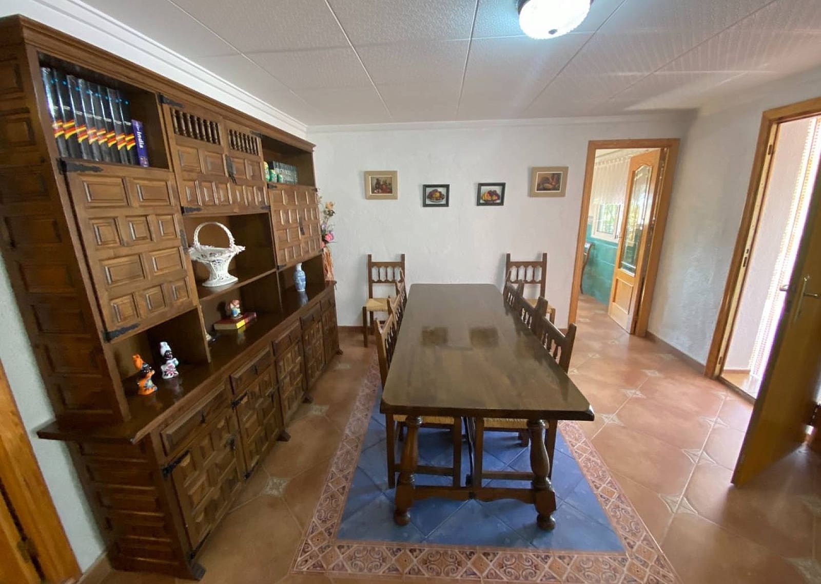 5 soveværelse Villa til salg i Sax med swimmingpool garage - € 299.995 (Ref: 9191383)