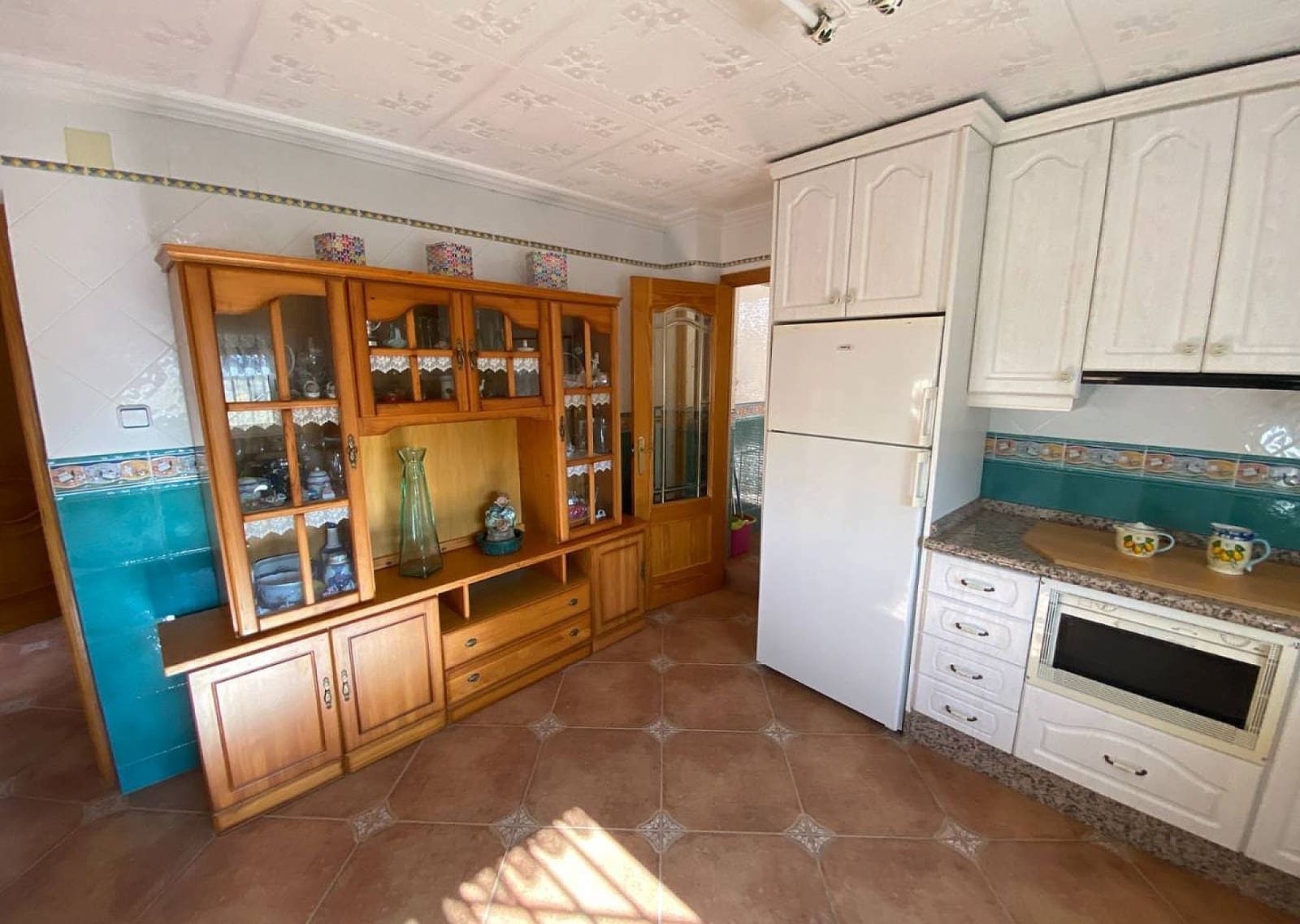 5 soveværelse Villa til salg i Sax med swimmingpool garage - € 299.995 (Ref: 9191383)