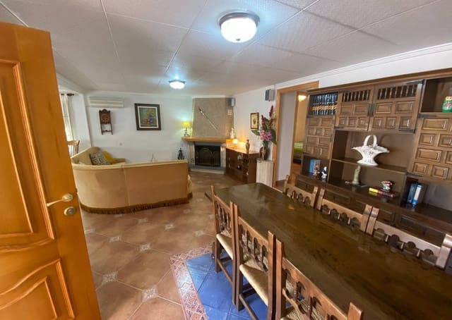 5 soveværelse Villa til salg i Sax med swimmingpool garage - € 299.995 (Ref: 9191383)