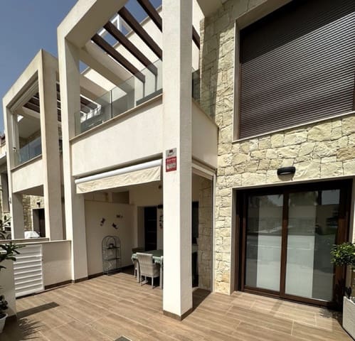 2 soveværelse Bungalow til salg i El Chaparral, Torrevieja med swimmingpool garage - € 299.000 (Ref: 9191595)