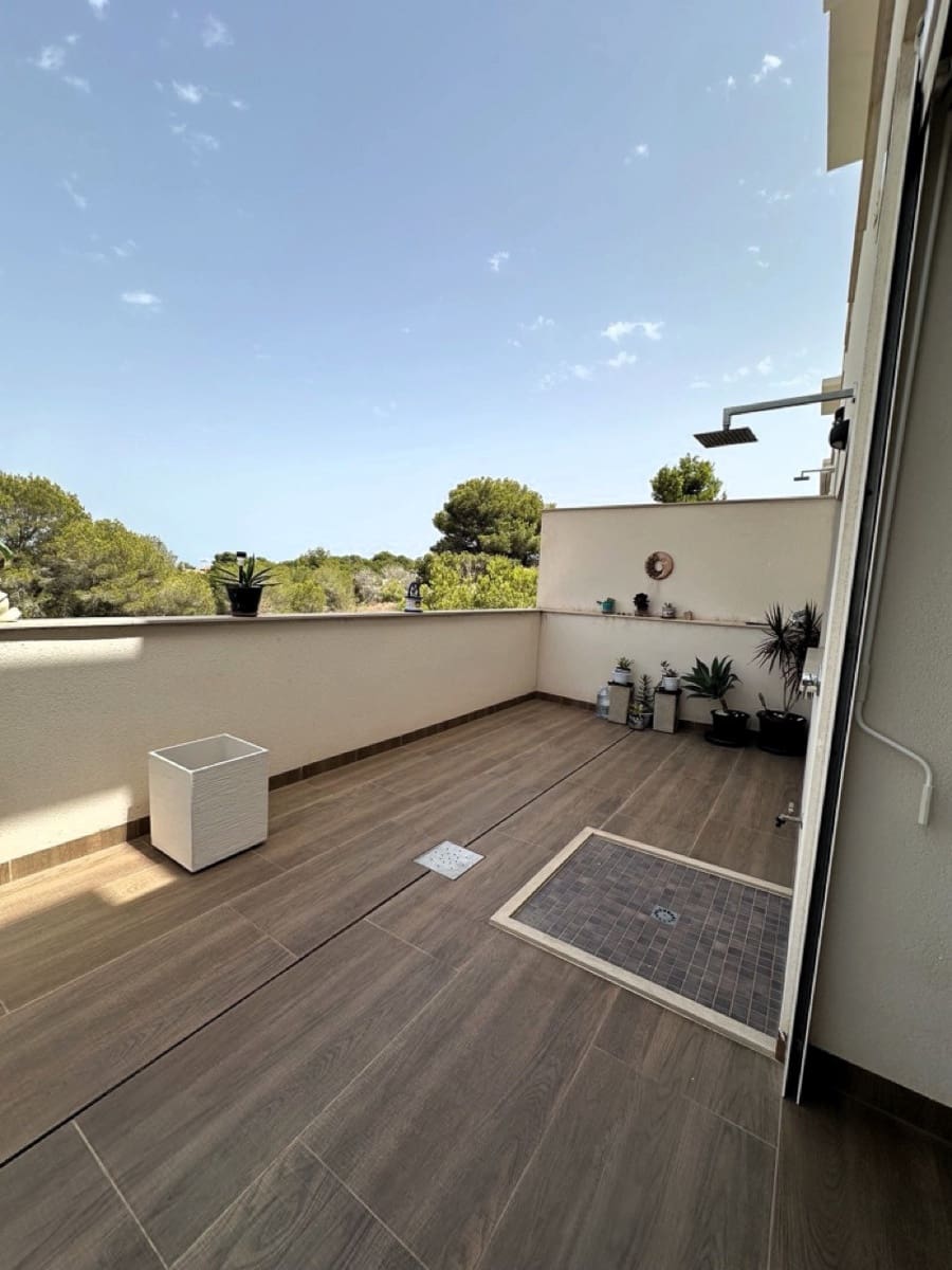 2 soveværelse Bungalow til salg i Torrevieja med swimmingpool garage - € 299.000 (Ref: 9191595)