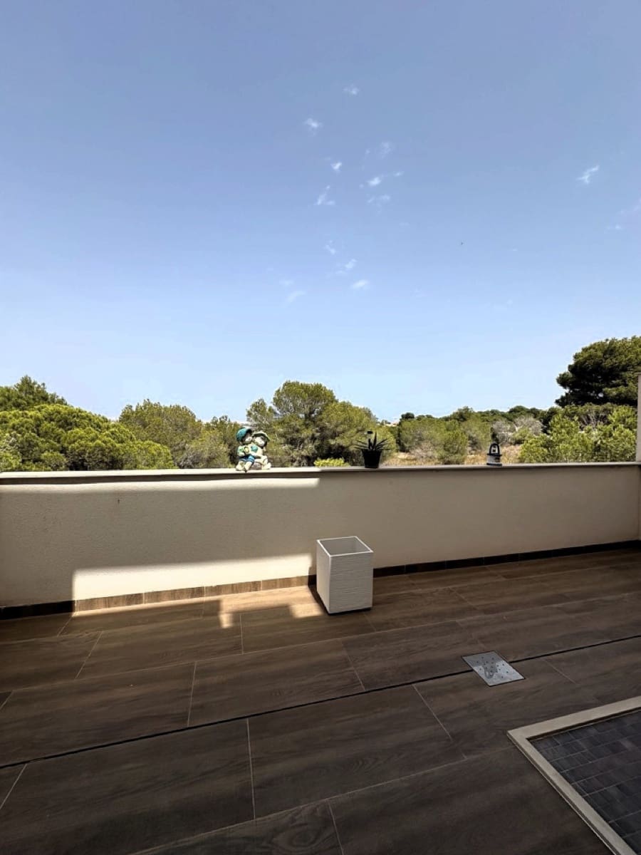 2 soveværelse Bungalow til salg i Torrevieja med swimmingpool garage - € 299.000 (Ref: 9191595)