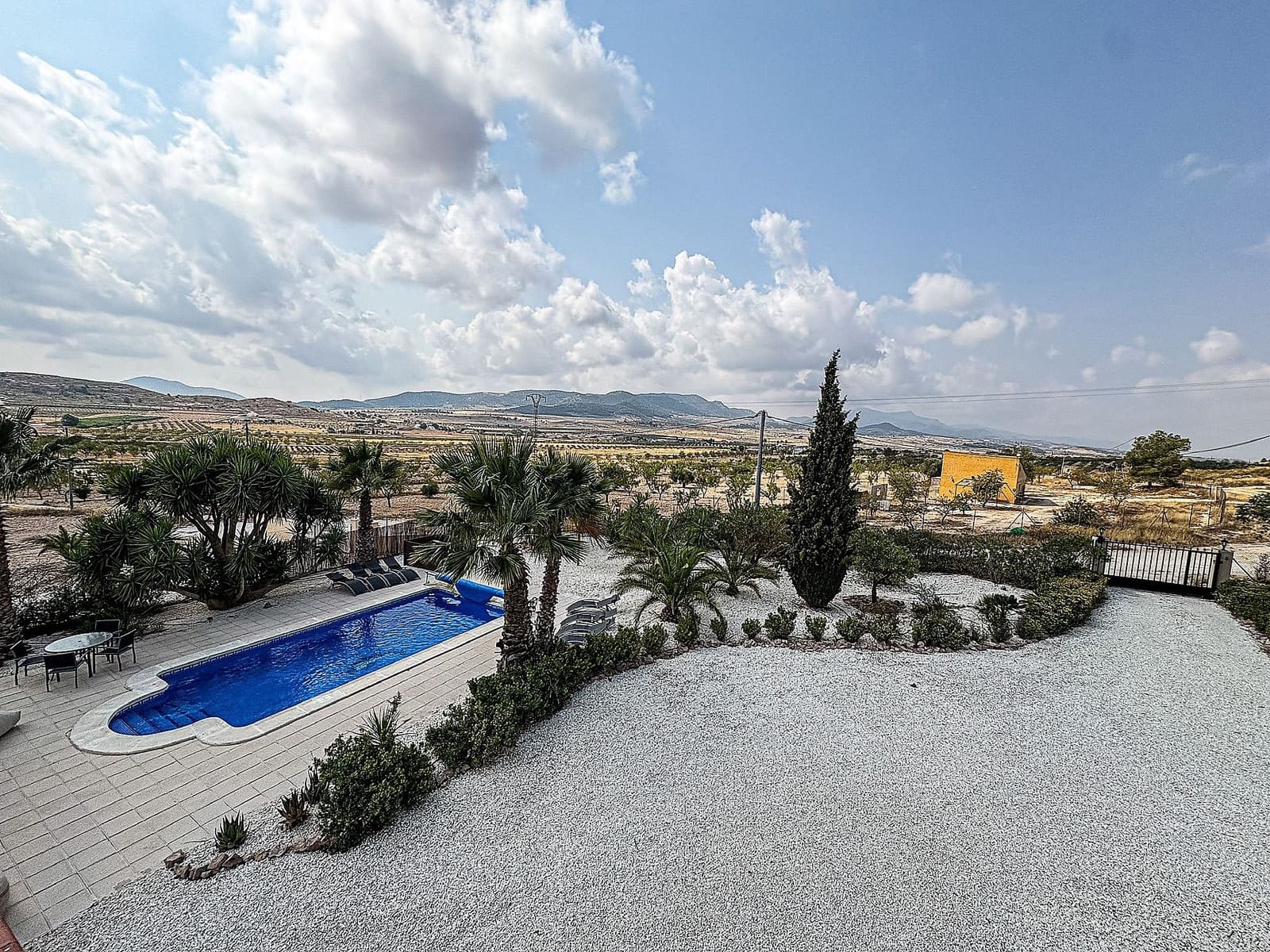 5 soverom Villa til salgs i Pinoso med svømmebasseng - € 425 000 (Ref: 9191742)