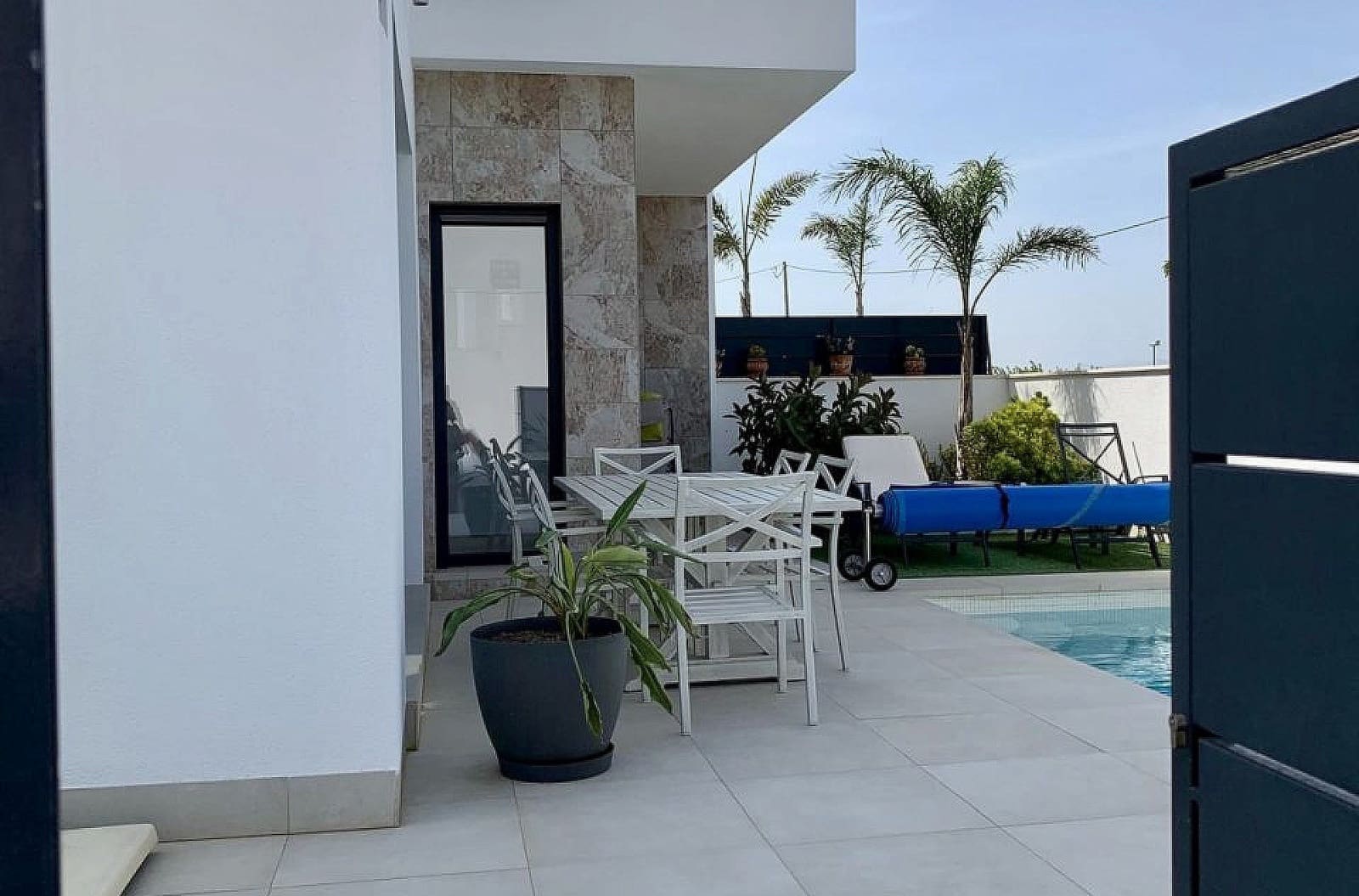 3 bedroom Villa for sale in Daya Vieja with pool - € 399,000 (Ref: 9196944)