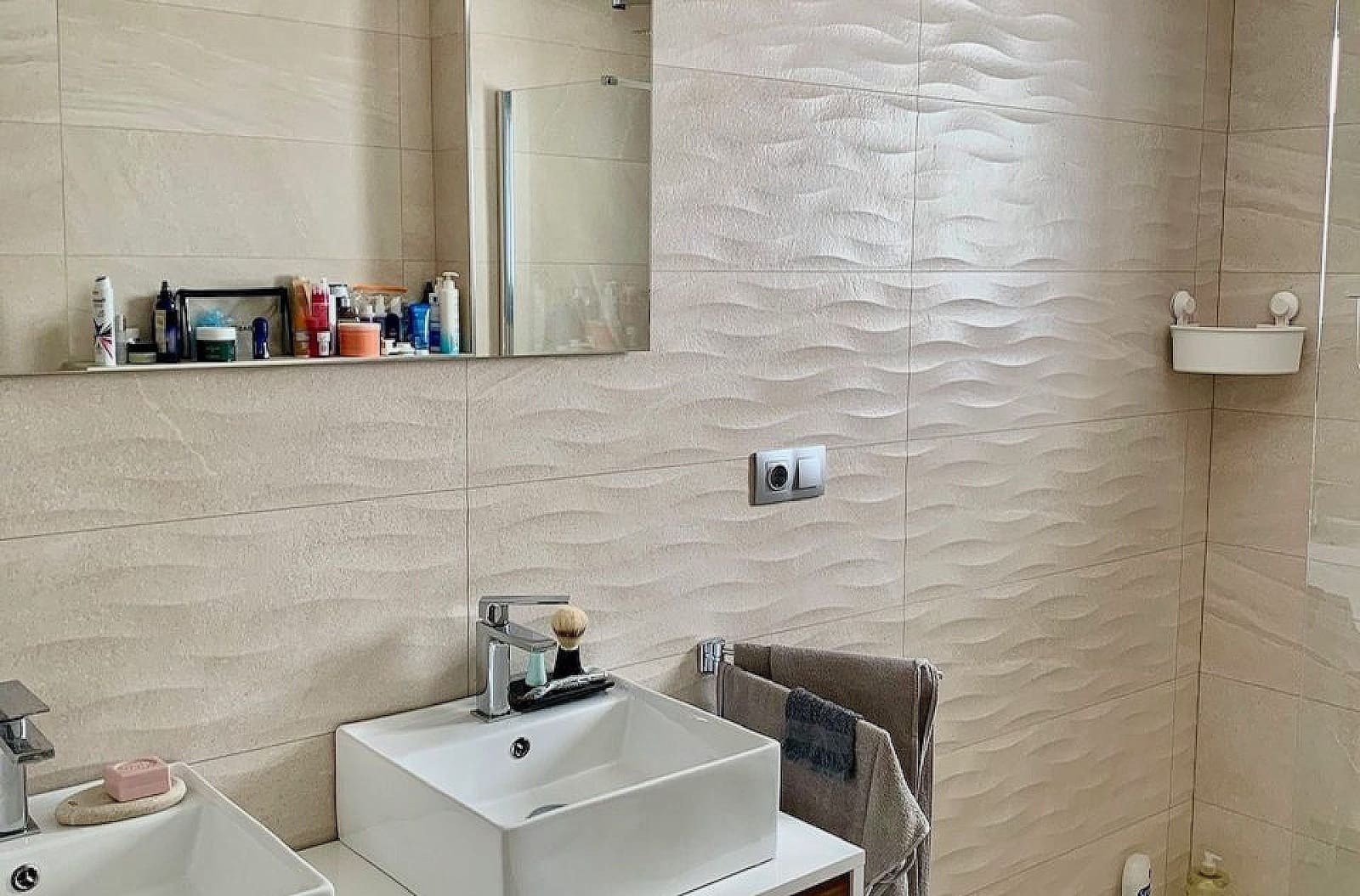 3 bedroom Villa for sale in Daya Vieja with pool - € 399,000 (Ref: 9196944)