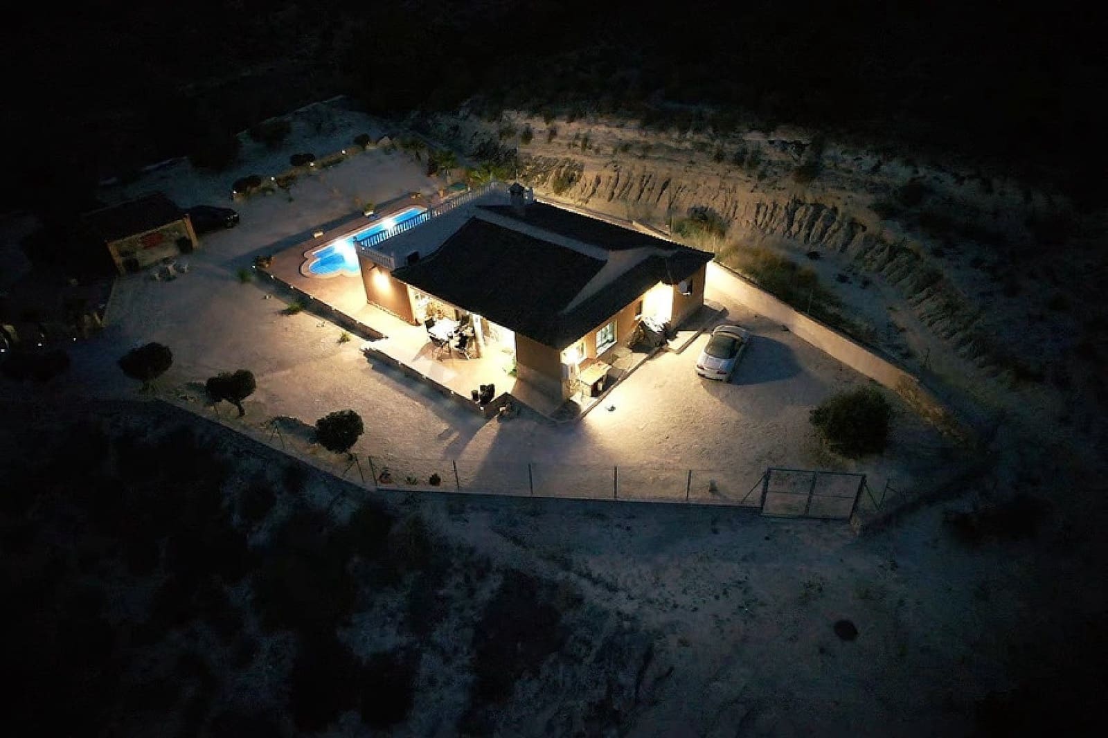 4 soveværelse Villa til salg i Fortuna med swimmingpool garage - € 309.000 (Ref: 9196947)