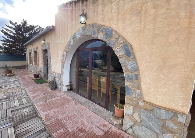 2 soveværelse Finca/Landehus til salg i Sax med garage - € 240.000 (Ref: 9200896)