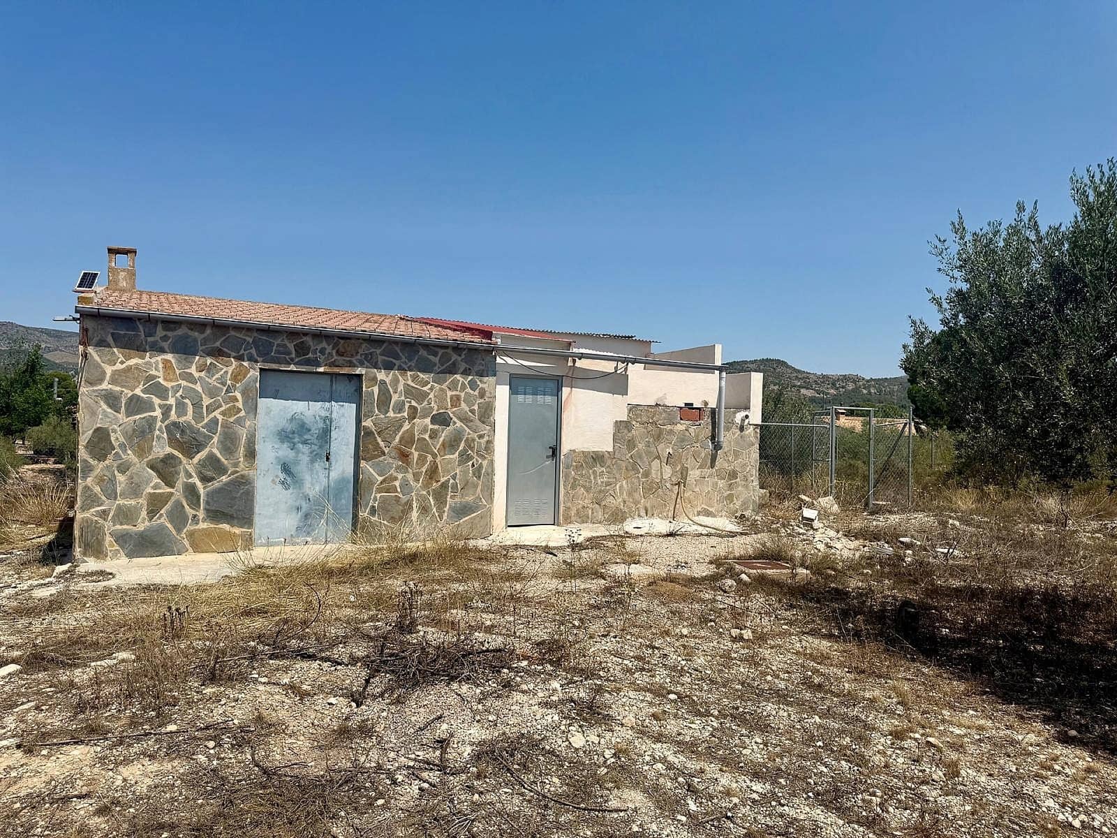 3 soveværelse Villa til salg i Onil med garage - € 498.000 (Ref: 9203062)