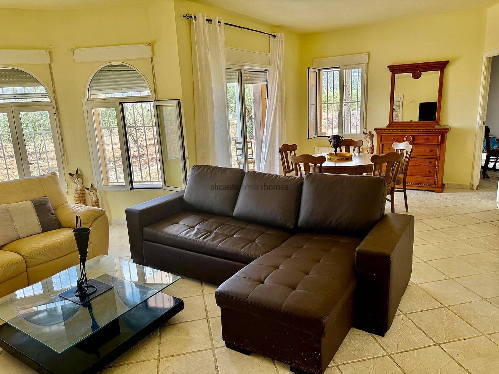 3 sypialnia Willa na sprzedaż w Onil z garażem - 498 000 € (Ref: 9203062)