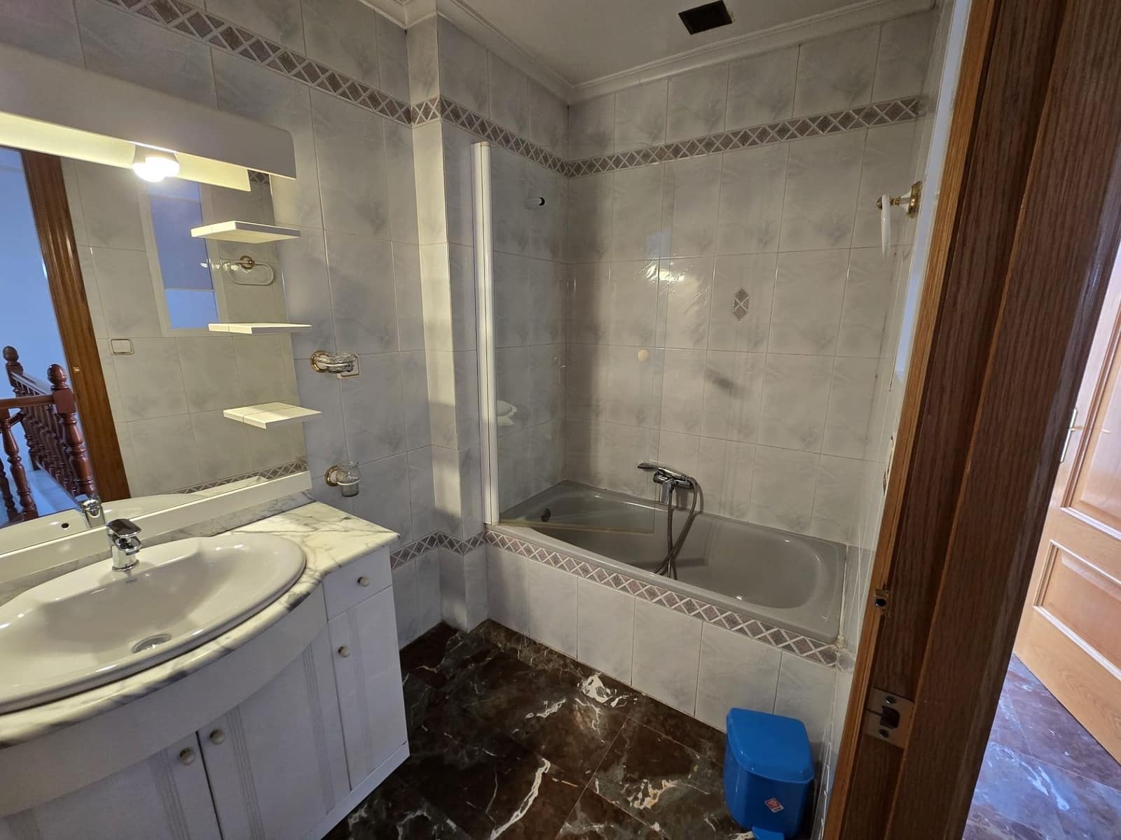 4 sovrum Hus till salu i Sax med garage - 249 000 € (Ref: 9208855)