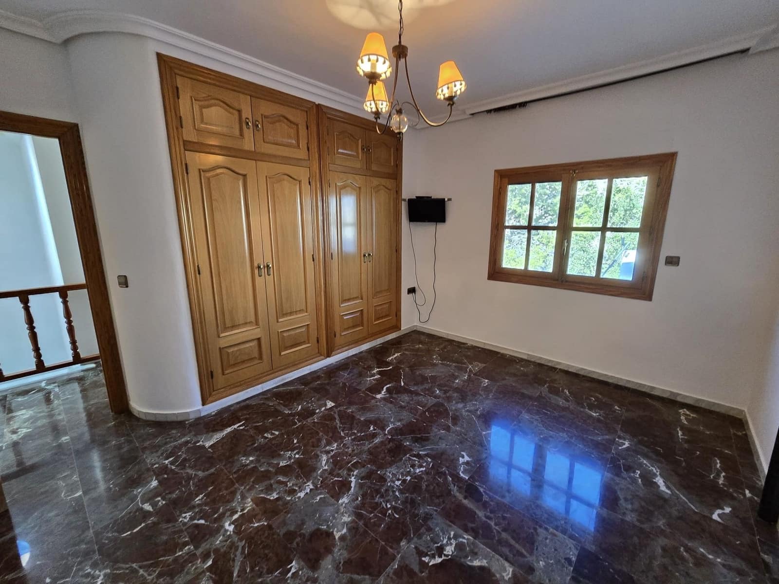 4 sovrum Hus till salu i Sax med garage - 249 000 € (Ref: 9208855)