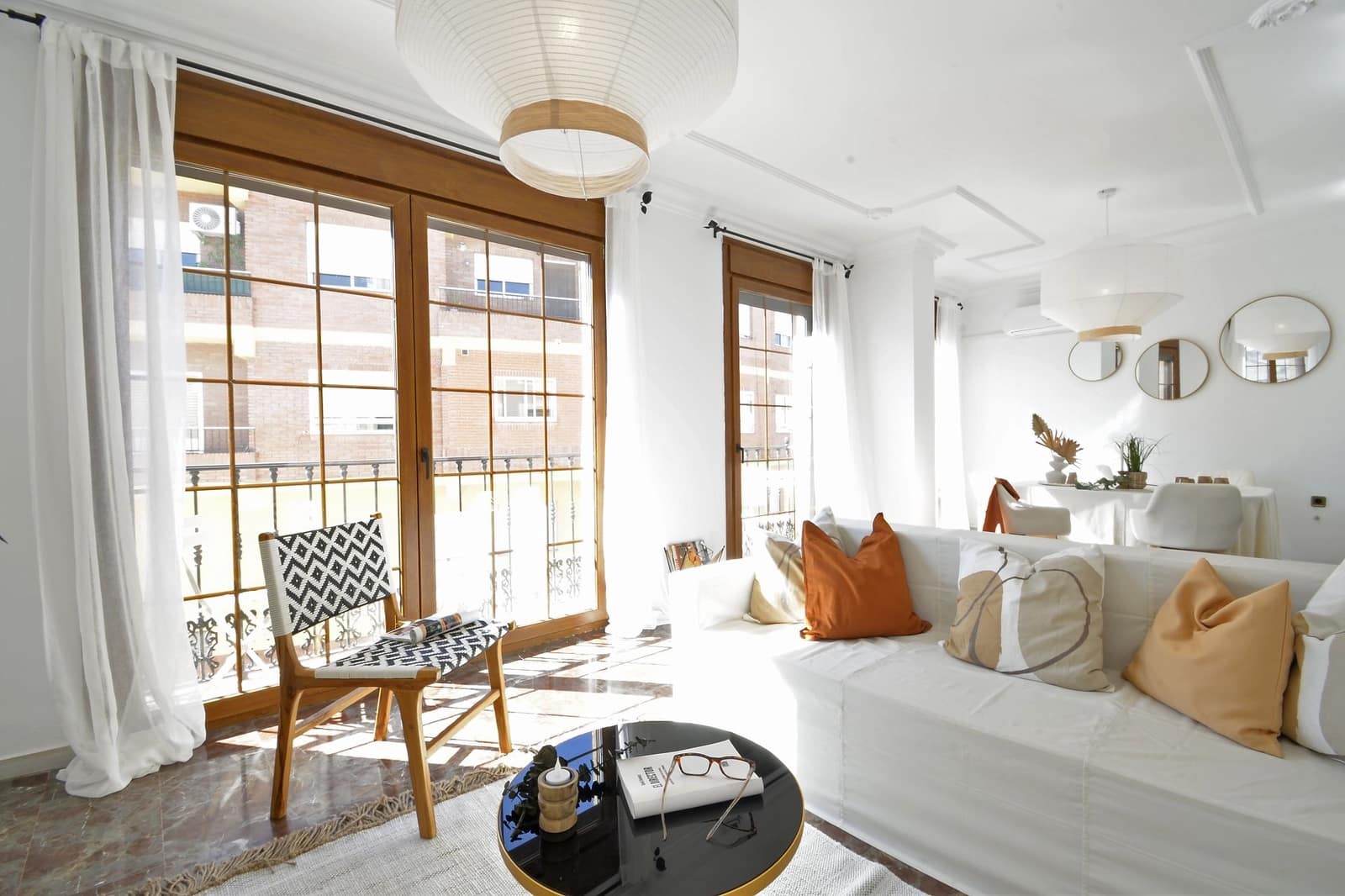 4 bedroom Townhouse for sale in Sax with garage - € 249,000 (Ref: 9208855)