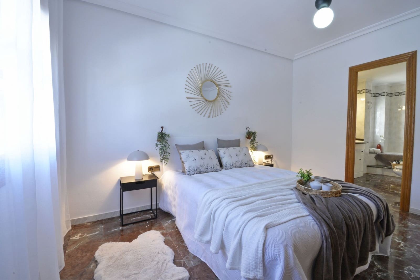 4 bedroom Townhouse for sale in Sax with garage - € 249,000 (Ref: 9208855)