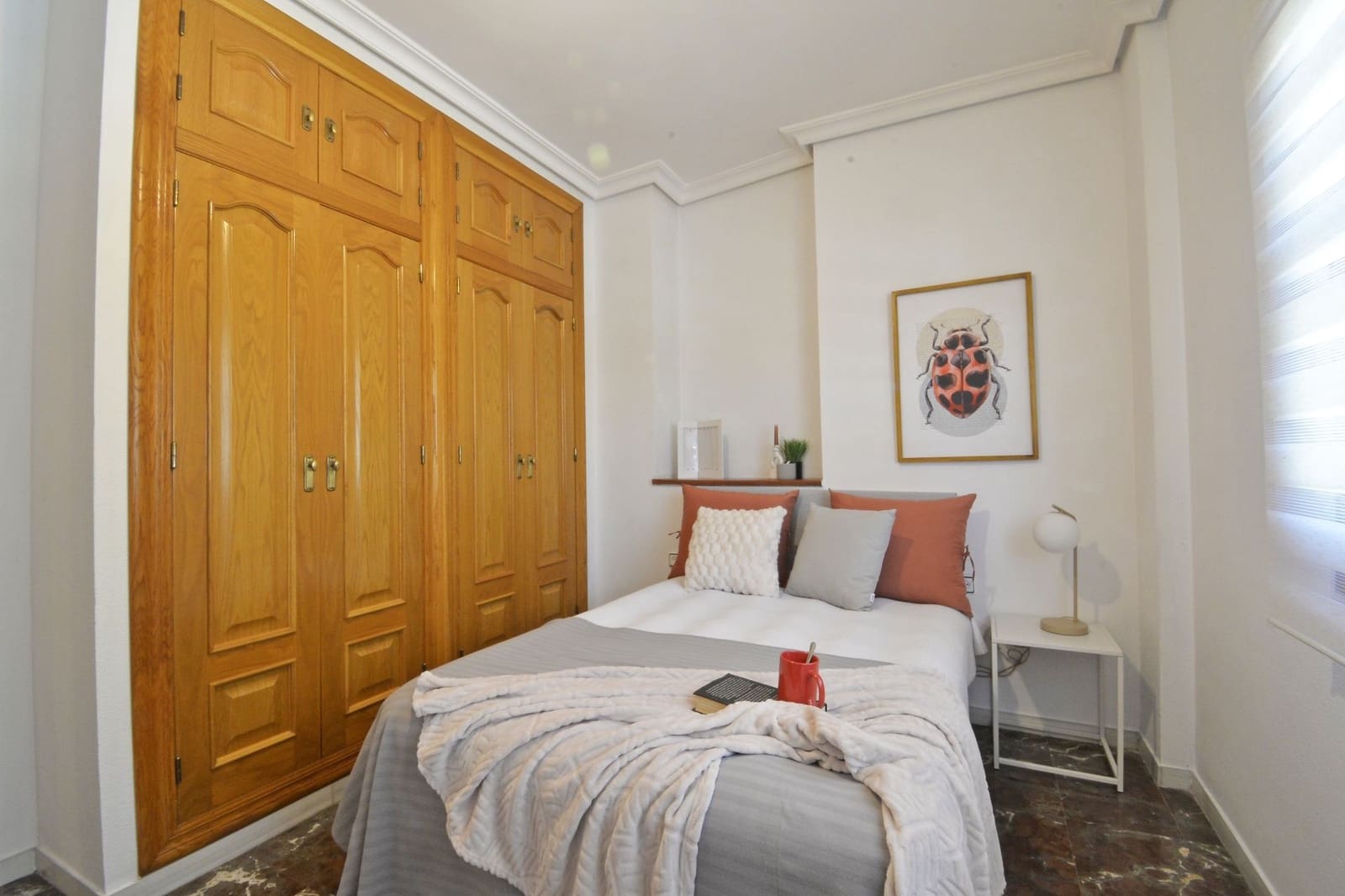 4 bedroom Townhouse for sale in Sax with garage - € 249,000 (Ref: 9208855)