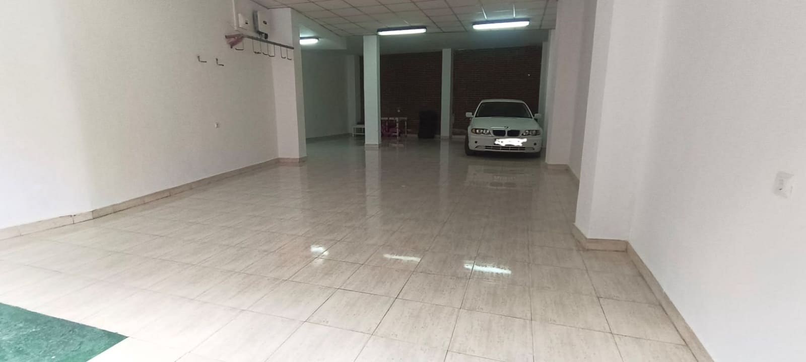 4 bedroom Townhouse for sale in Sax with garage - € 249,000 (Ref: 9208855)