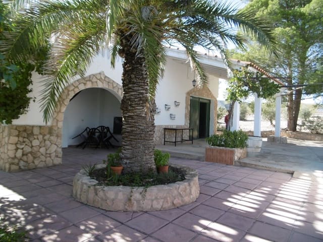 3 sovrum Villa till salu i Yecla med pool - 195 000 € (Ref: 9208860)