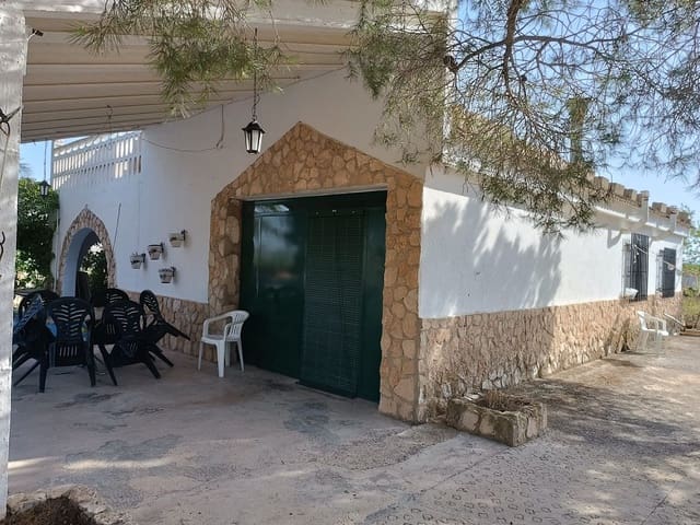 3 sovrum Villa till salu i Yecla med pool - 195 000 € (Ref: 9208860)