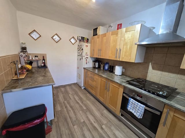 4 soverom Villa til salgs i Sax - € 229 995 (Ref: 9208864)