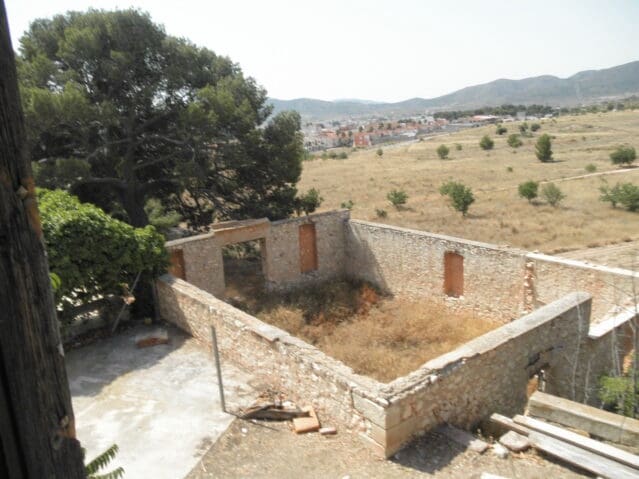 5 bedroom Villa for sale in La Romana - € 110,000 (Ref: 9208879)