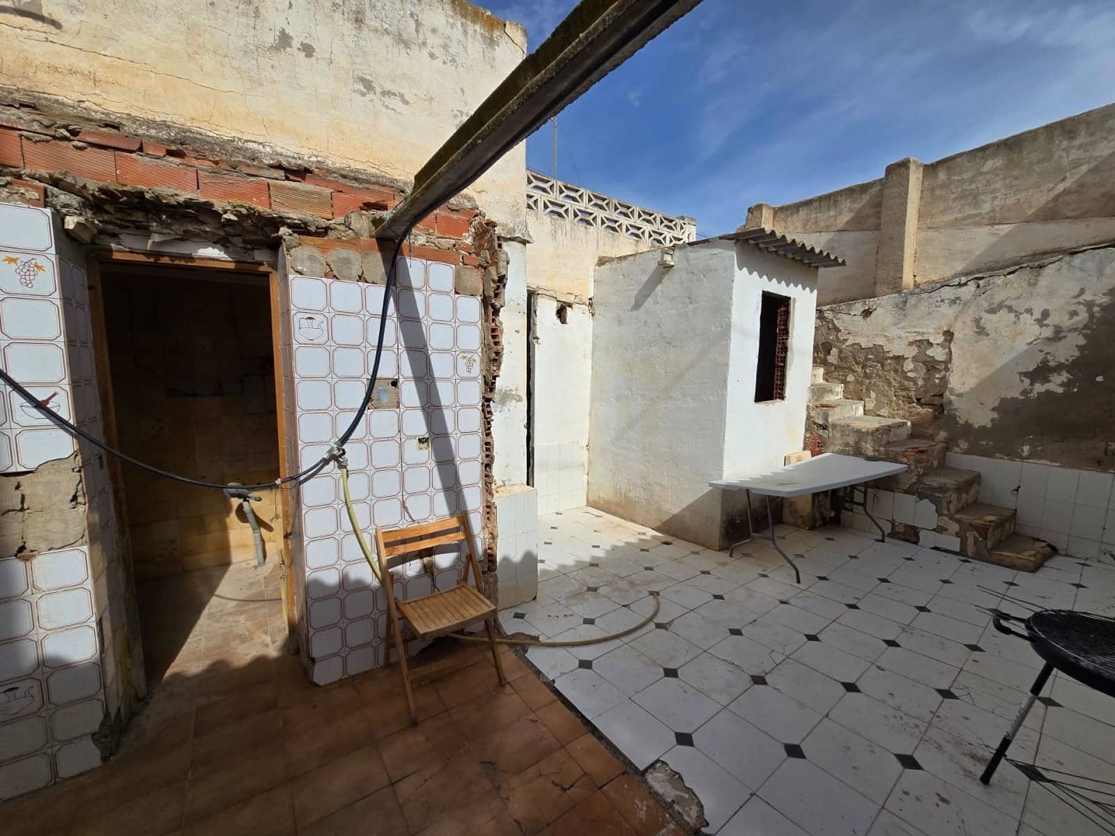 5 soveværelse Byhus til salg i Sax - € 189.950 (Ref: 9215792)