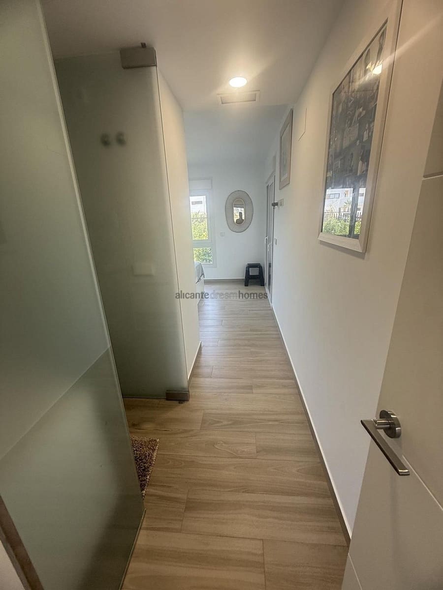 2 soveværelse Lejlighed til salg i Los Montesinos med swimmingpool - € 274.950 (Ref: 9231915)