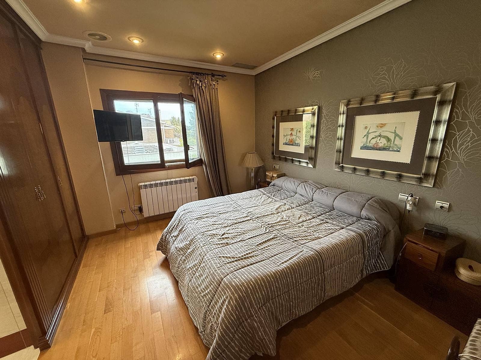 4 soveværelse Villa til salg i Elda med garage - € 385.000 (Ref: 9231918)