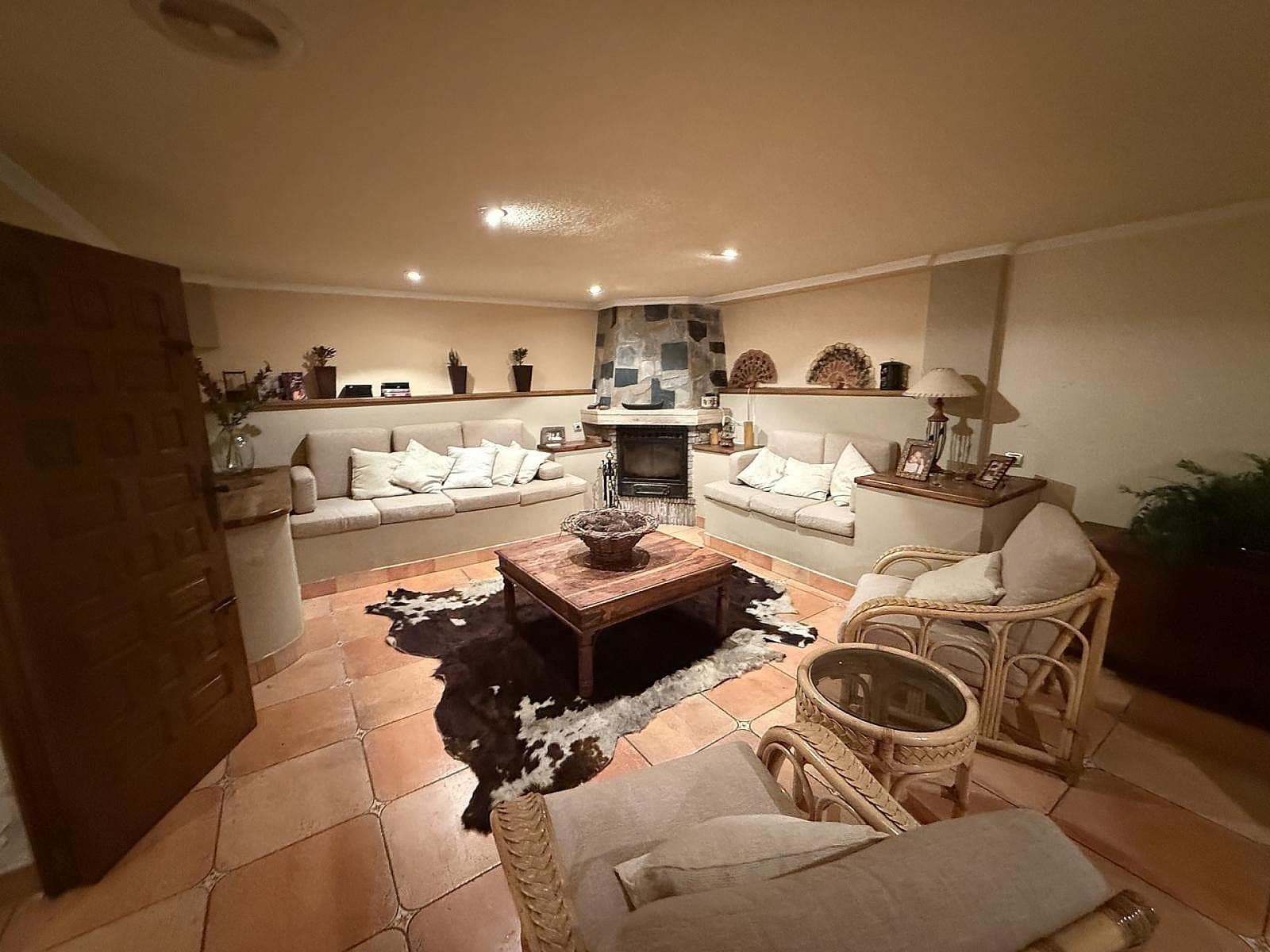 4 soveværelse Villa til salg i Elda med garage - € 385.000 (Ref: 9231918)