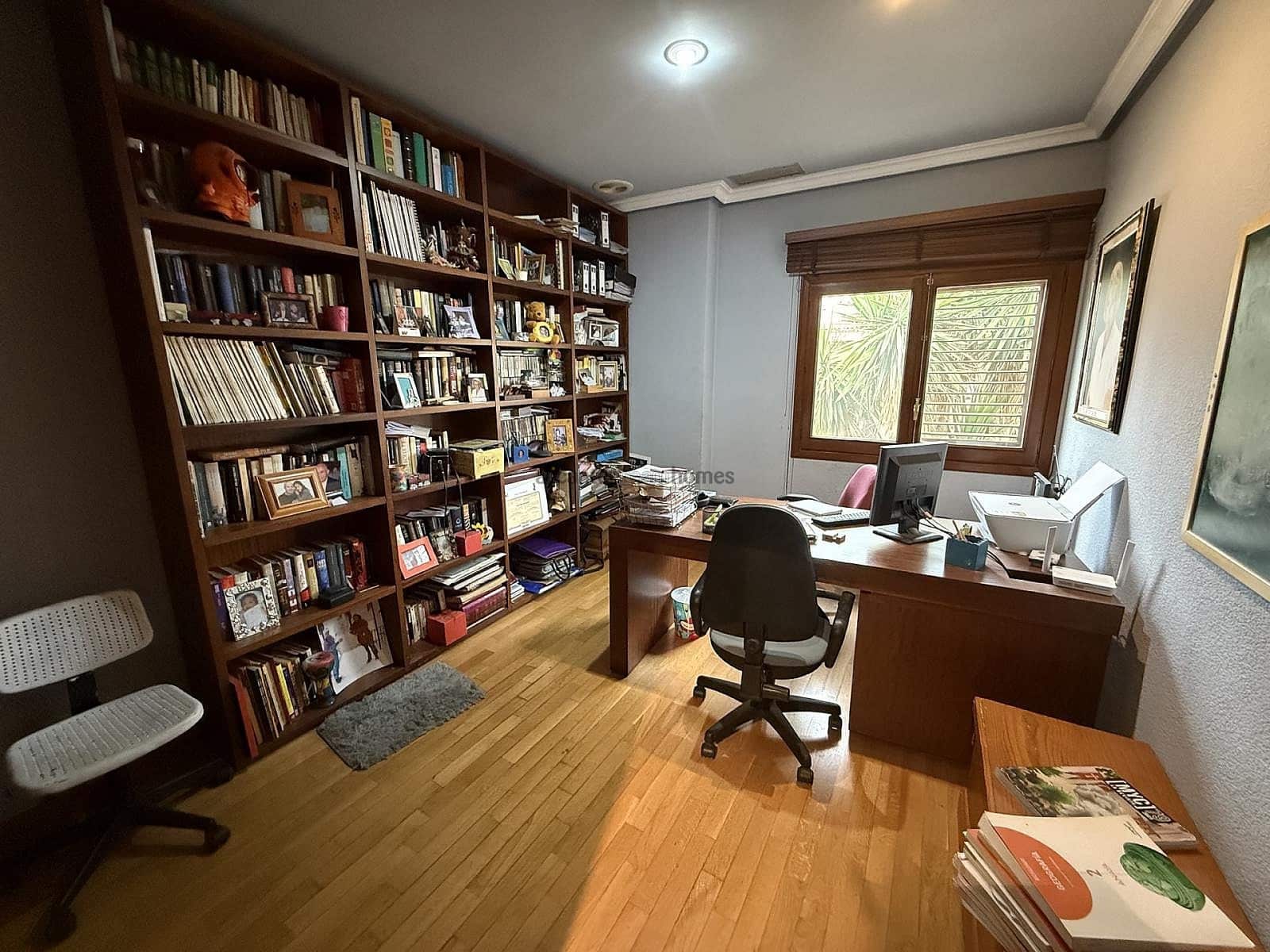 4 chambre Villa/Maison à vendre à Elda avec garage - 385 000 € (Ref: 9231918)