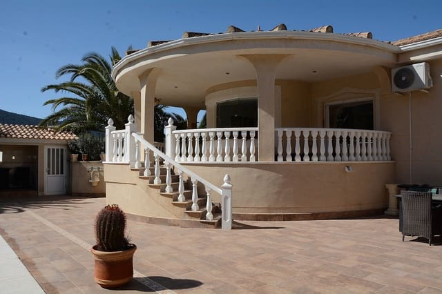 3 bedroom Villa for sale in Hondón de las Nieves with pool garage - € 420,000 (Ref: 9231919)