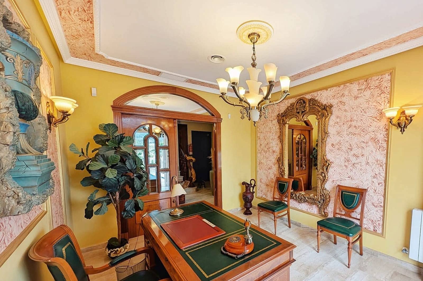 8 soveværelse Finca/Landehus til salg i Jumilla med swimmingpool - € 1.450.000 (Ref: 9234906)