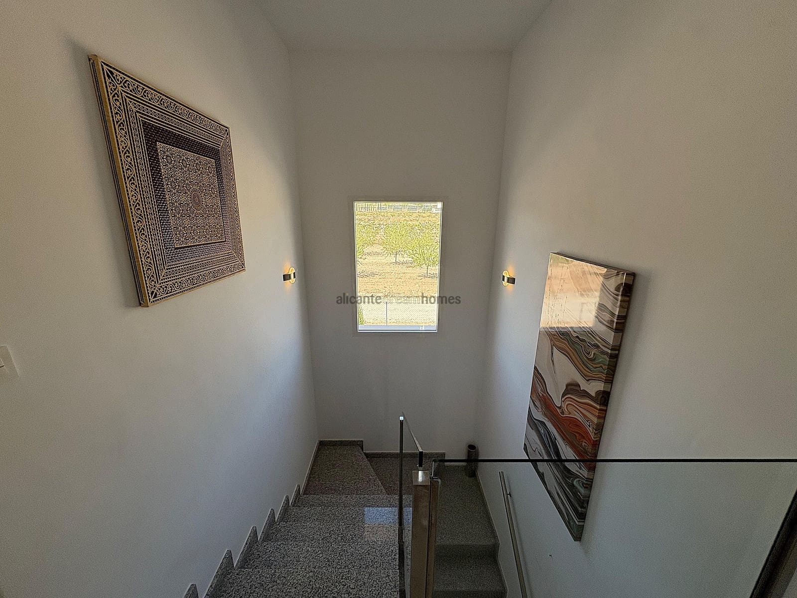 4 soveværelse Villa til salg i Pinoso med swimmingpool garage - € 449.000 (Ref: 9237723)