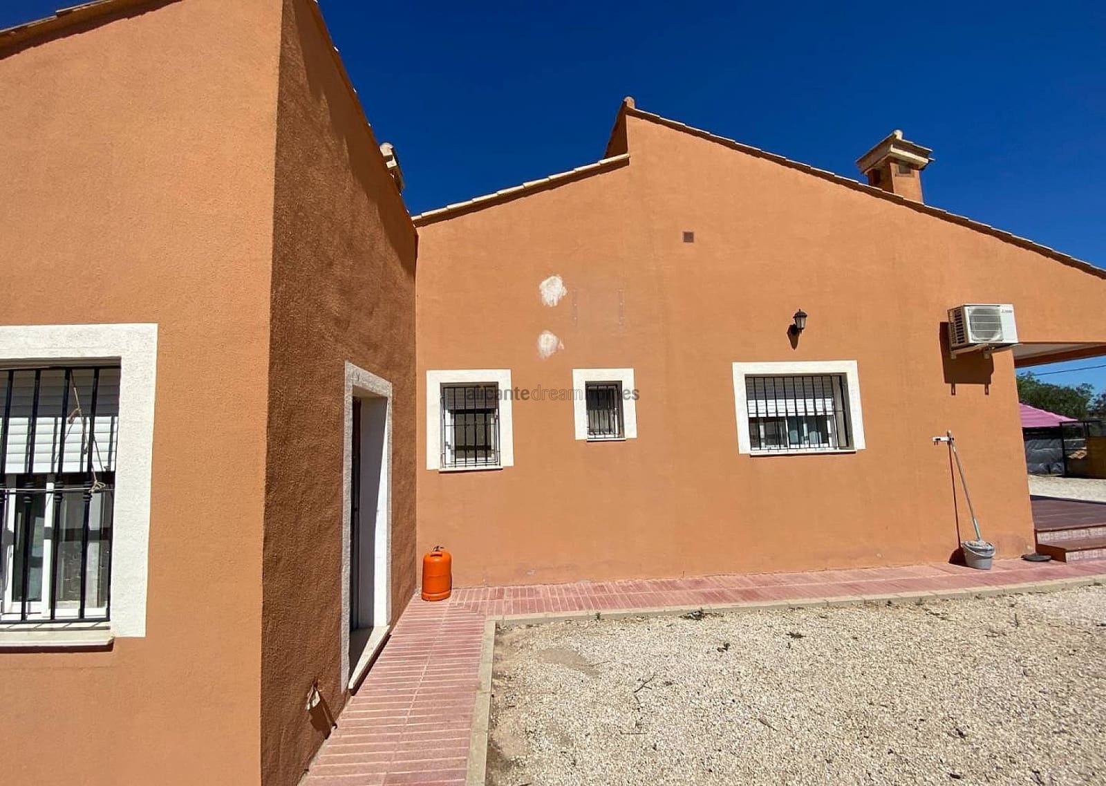 3 Zimmer Villa zu verkaufen in Salinas mit Pool Garage - 249.995 € (Ref: 9237726)
