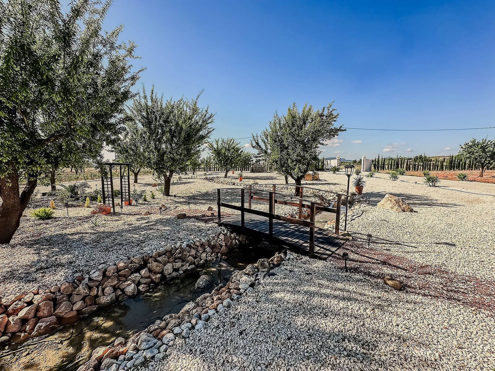 3 bedroom Villa for sale in Pinoso with pool - € 269,995 (Ref: 9244389)