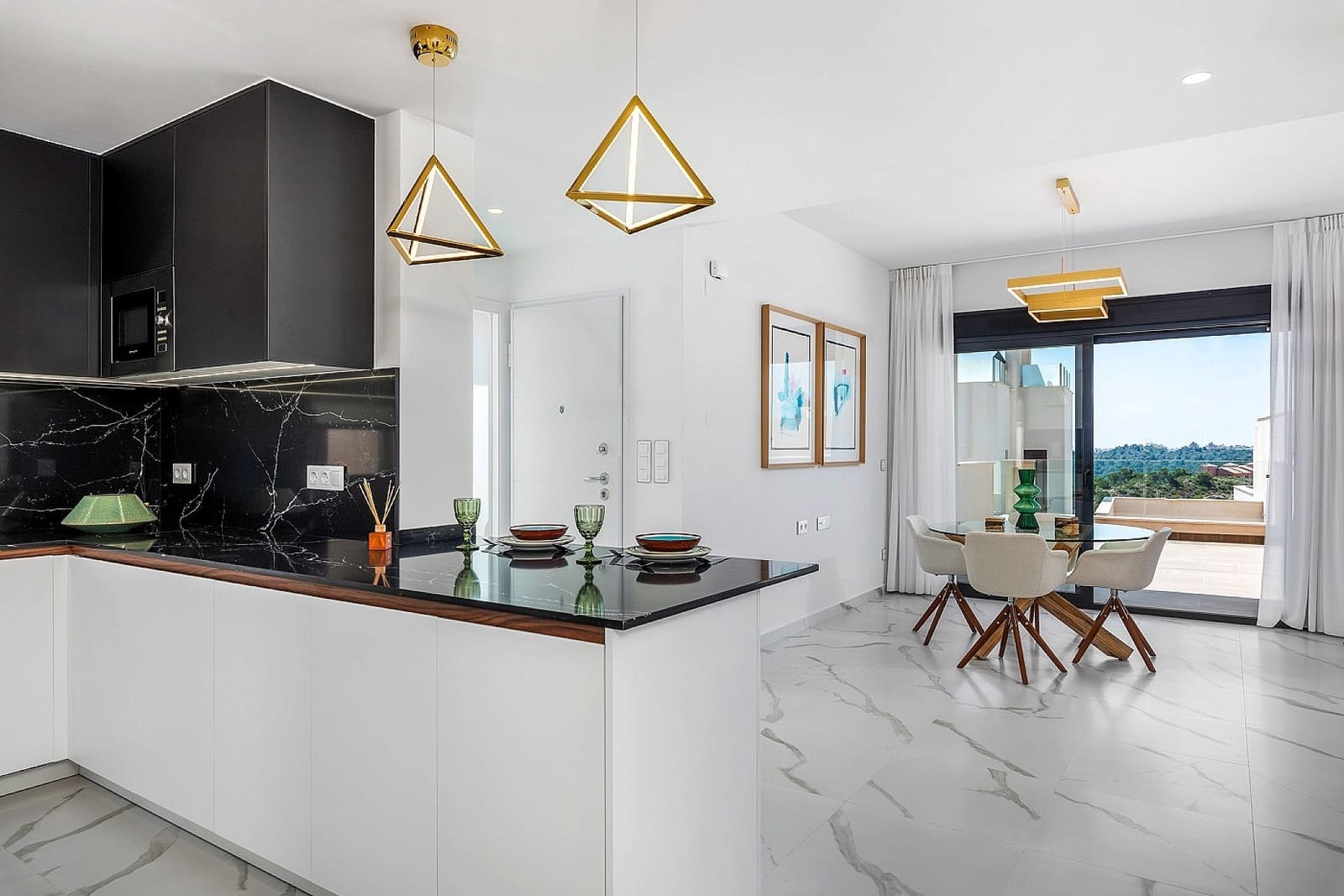 2 soveværelse Bungalow til salg i San Miguel de Salinas med swimmingpool - € 395.000 (Ref: 9244390)