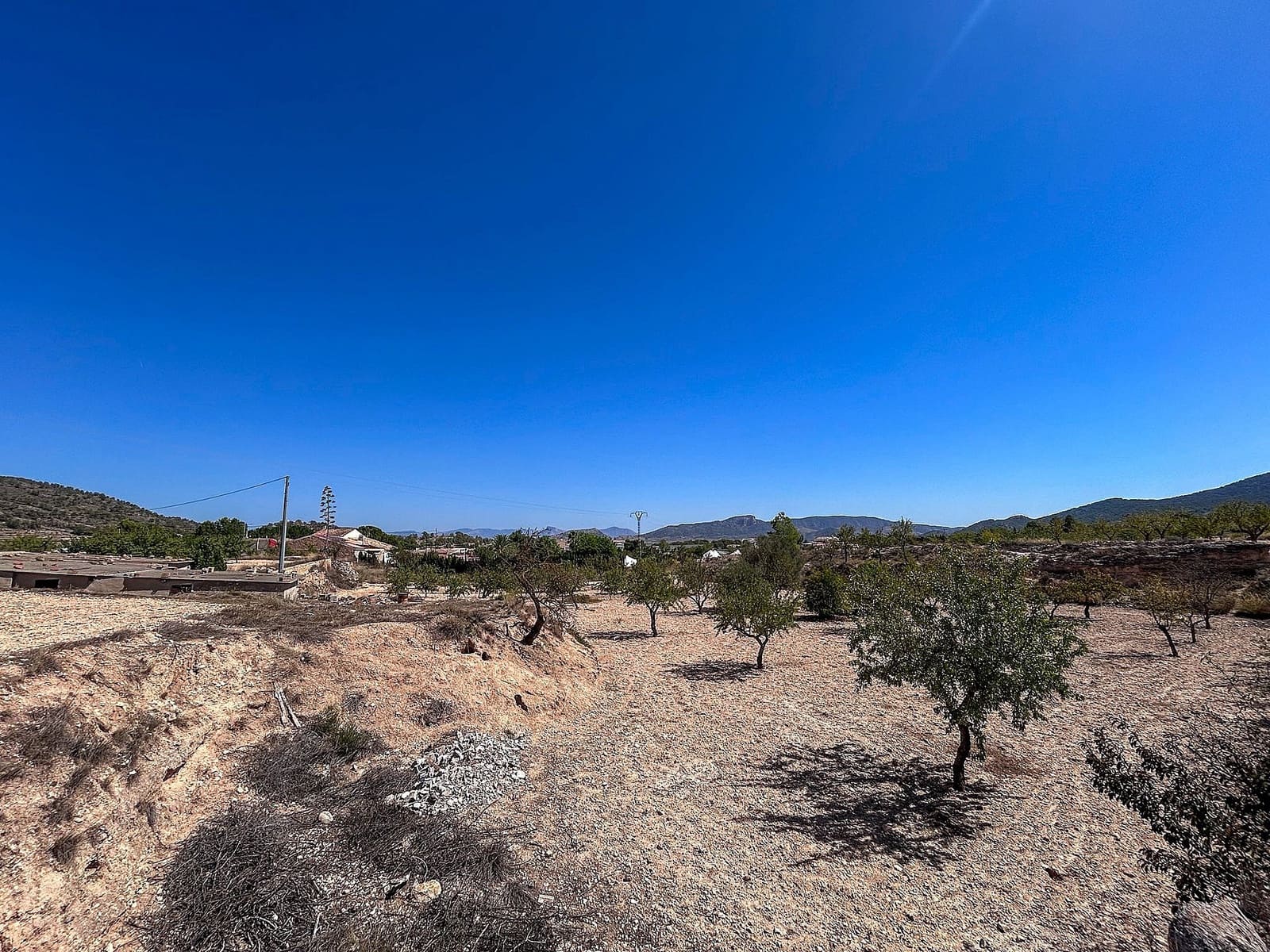 3 soveværelse Finca/Landehus til salg i Monovar / Monover med garage - € 70.000 (Ref: 9253914)