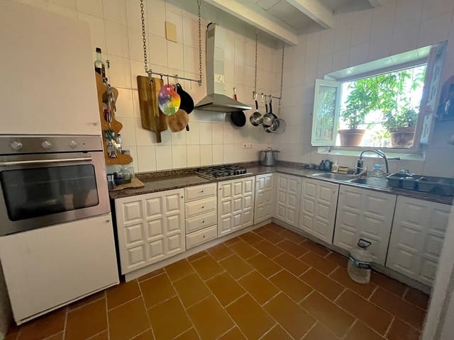 12 bedroom Finca/Country House for sale in Castalla with pool - € 570,000 (Ref: 9255789)