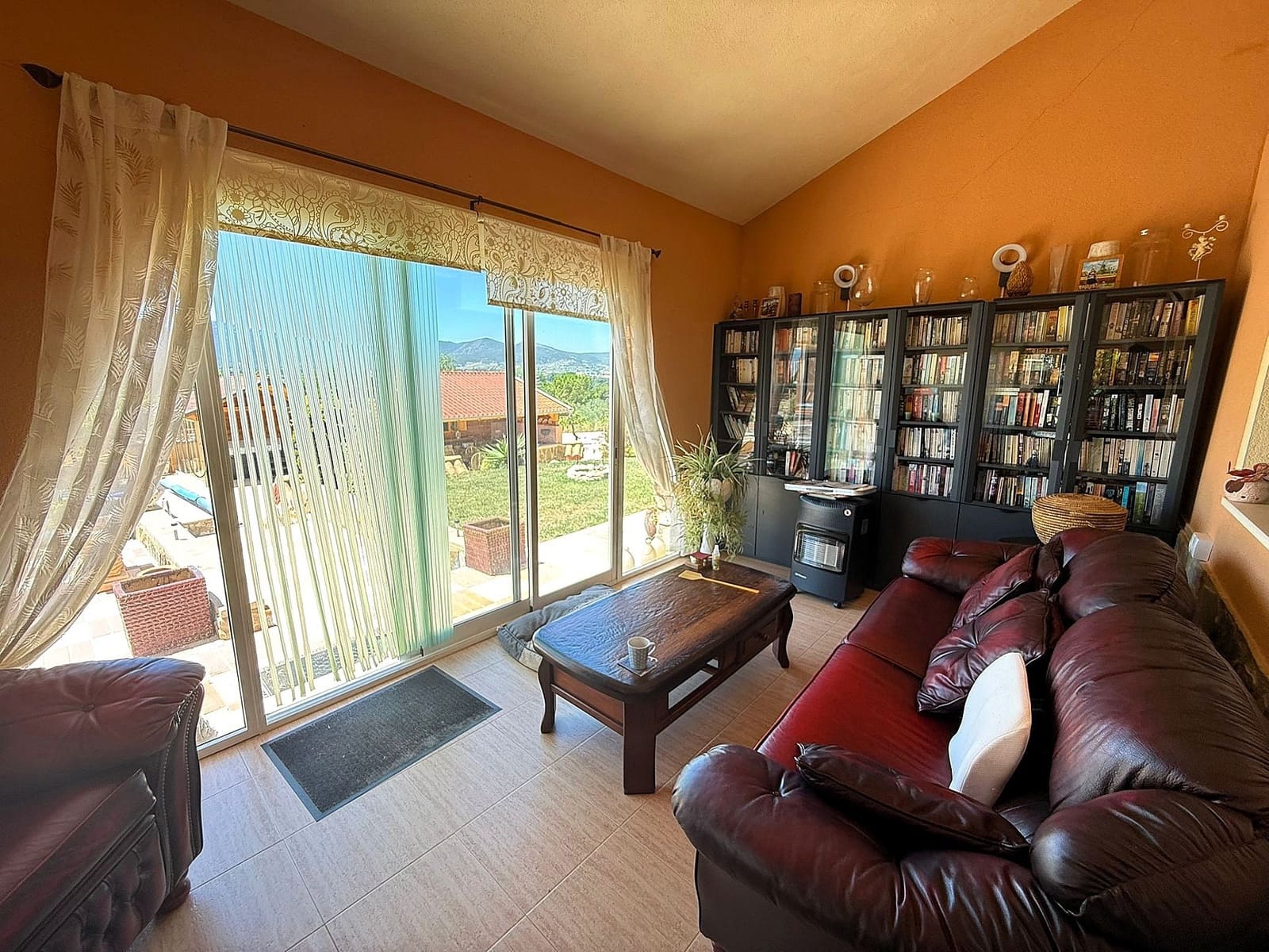 5 bedroom Finca/Country House for sale in Castalla with pool garage - € 550,000 (Ref: 9258006)