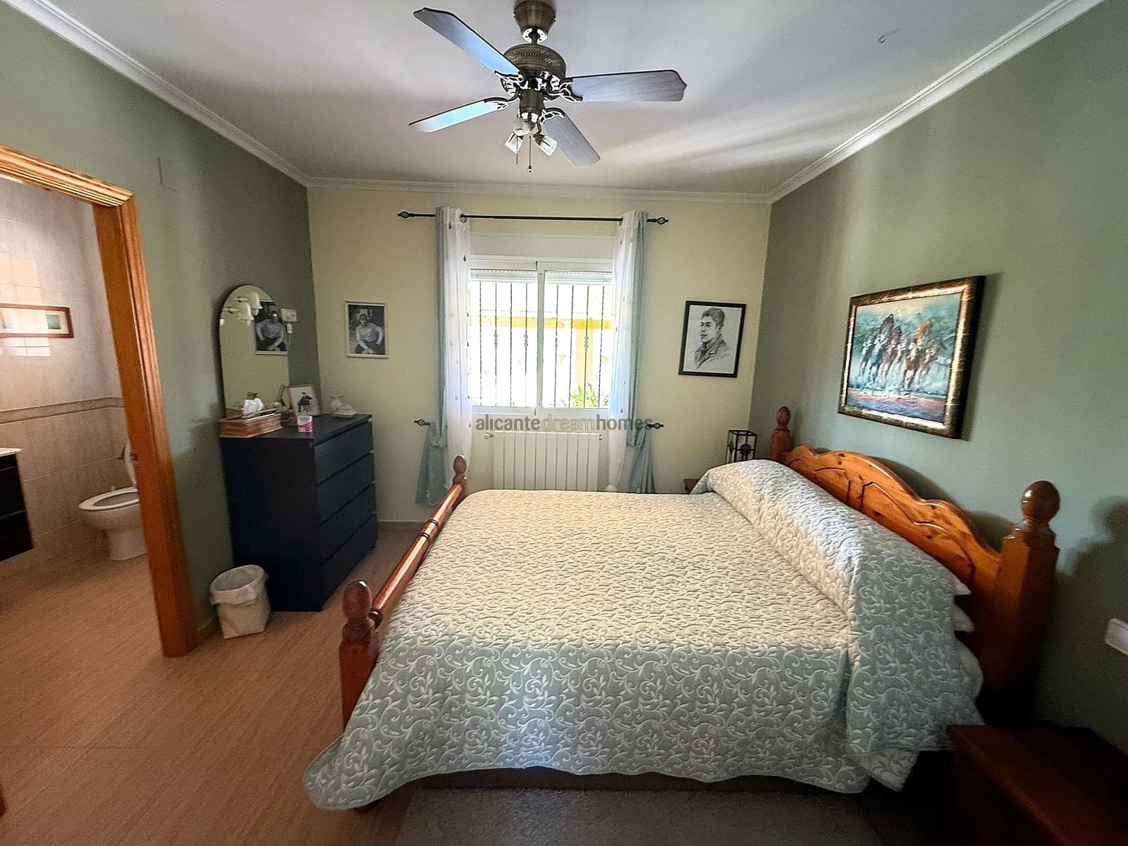 5 soveværelse Finca/Landehus til salg i Castalla med swimmingpool garage - € 550.000 (Ref: 9258006)