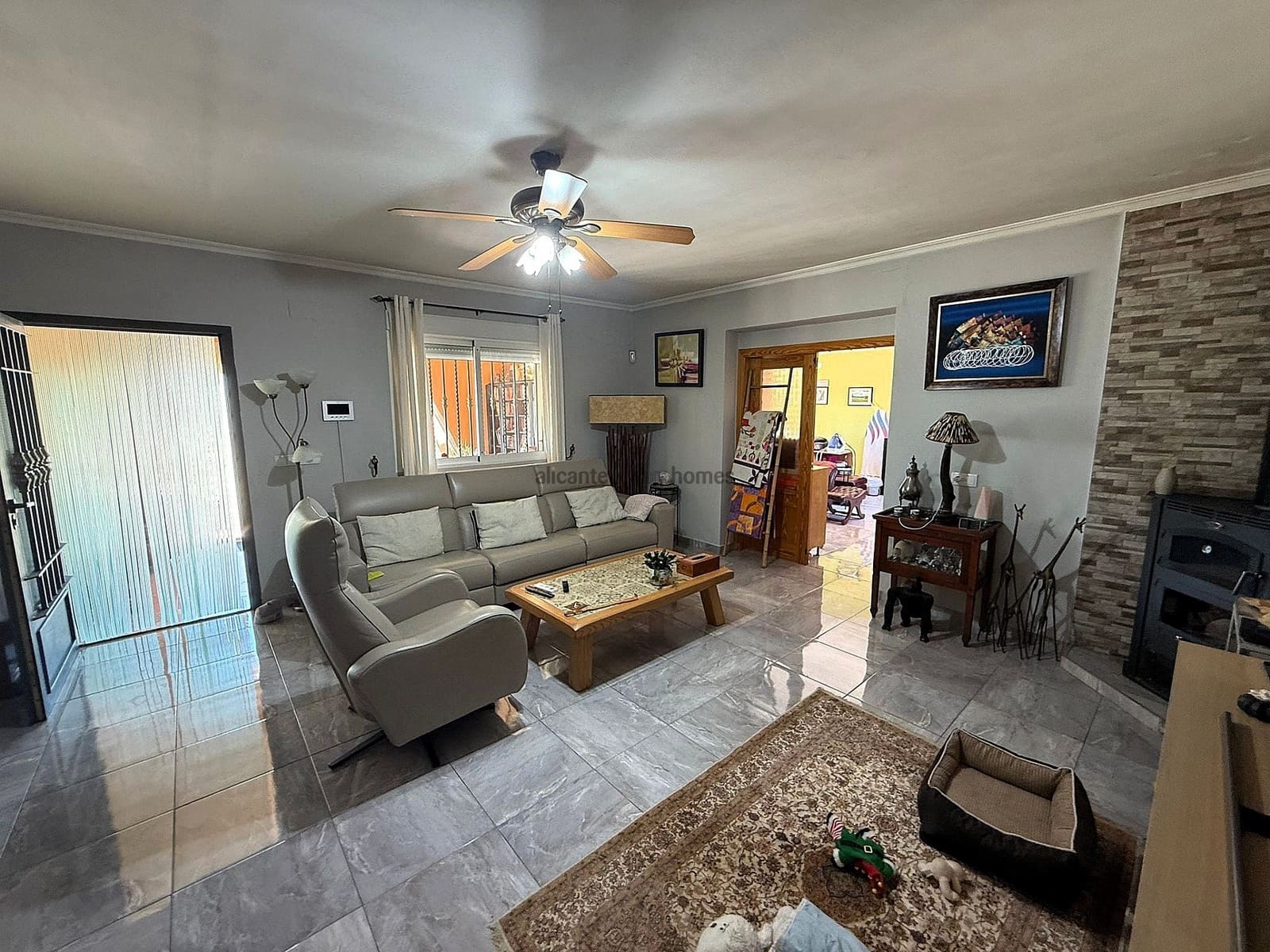 5 soveværelse Finca/Landehus til salg i Castalla med swimmingpool garage - € 550.000 (Ref: 9258006)