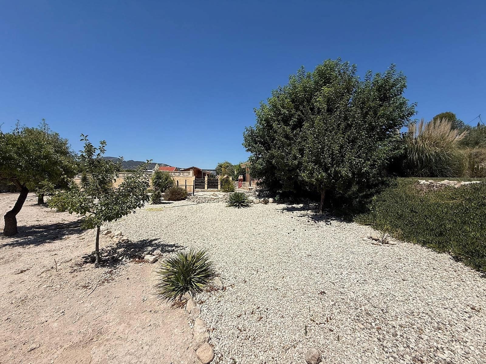 5 soveværelse Finca/Landehus til salg i Castalla med swimmingpool garage - € 550.000 (Ref: 9258006)