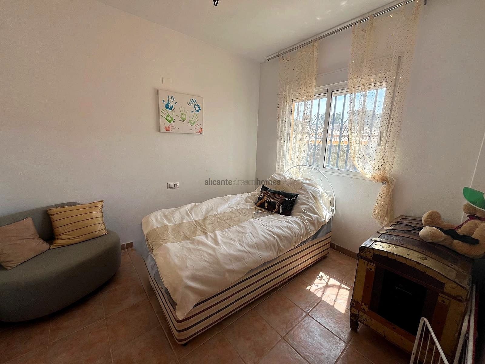 3 Zimmer Villa zu verkaufen in Castalla mit Pool - 259.999 € (Ref: 9258007)