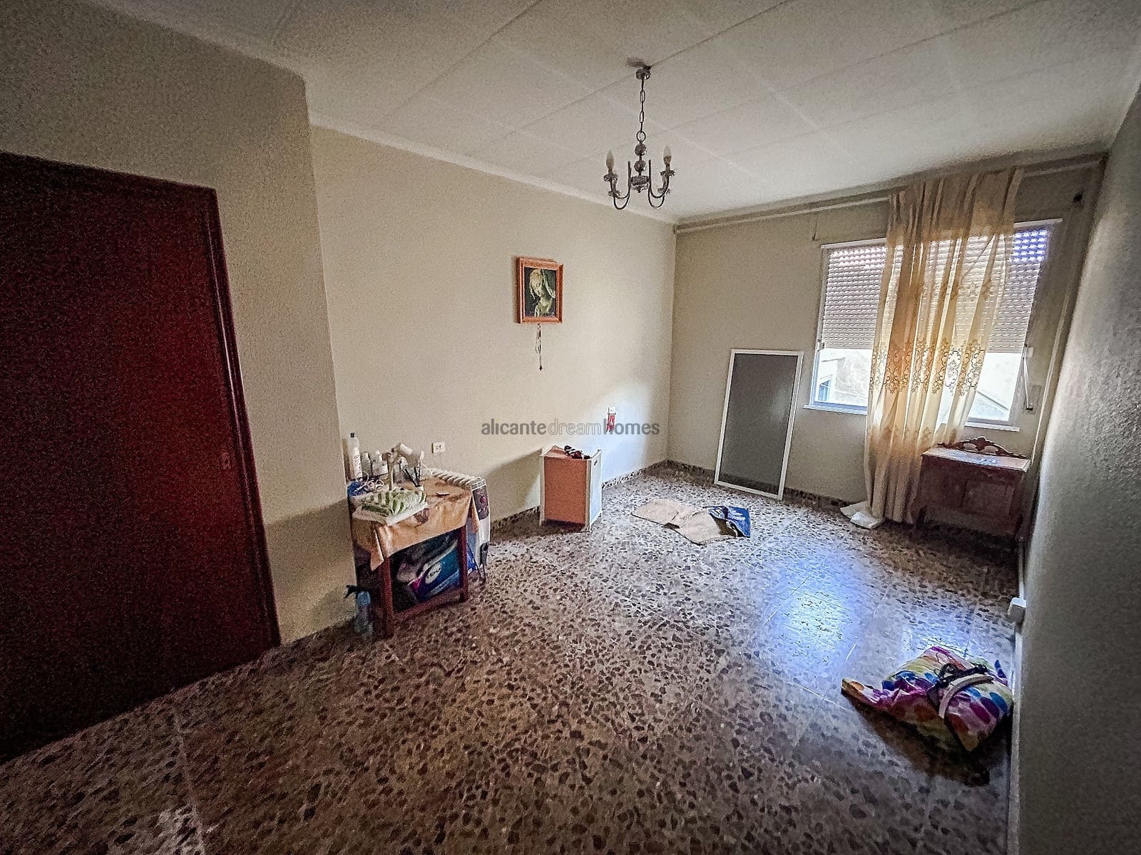 6 soverom Hus til salgs i Macisvenda med garasje - € 131 000 (Ref: 9265002)