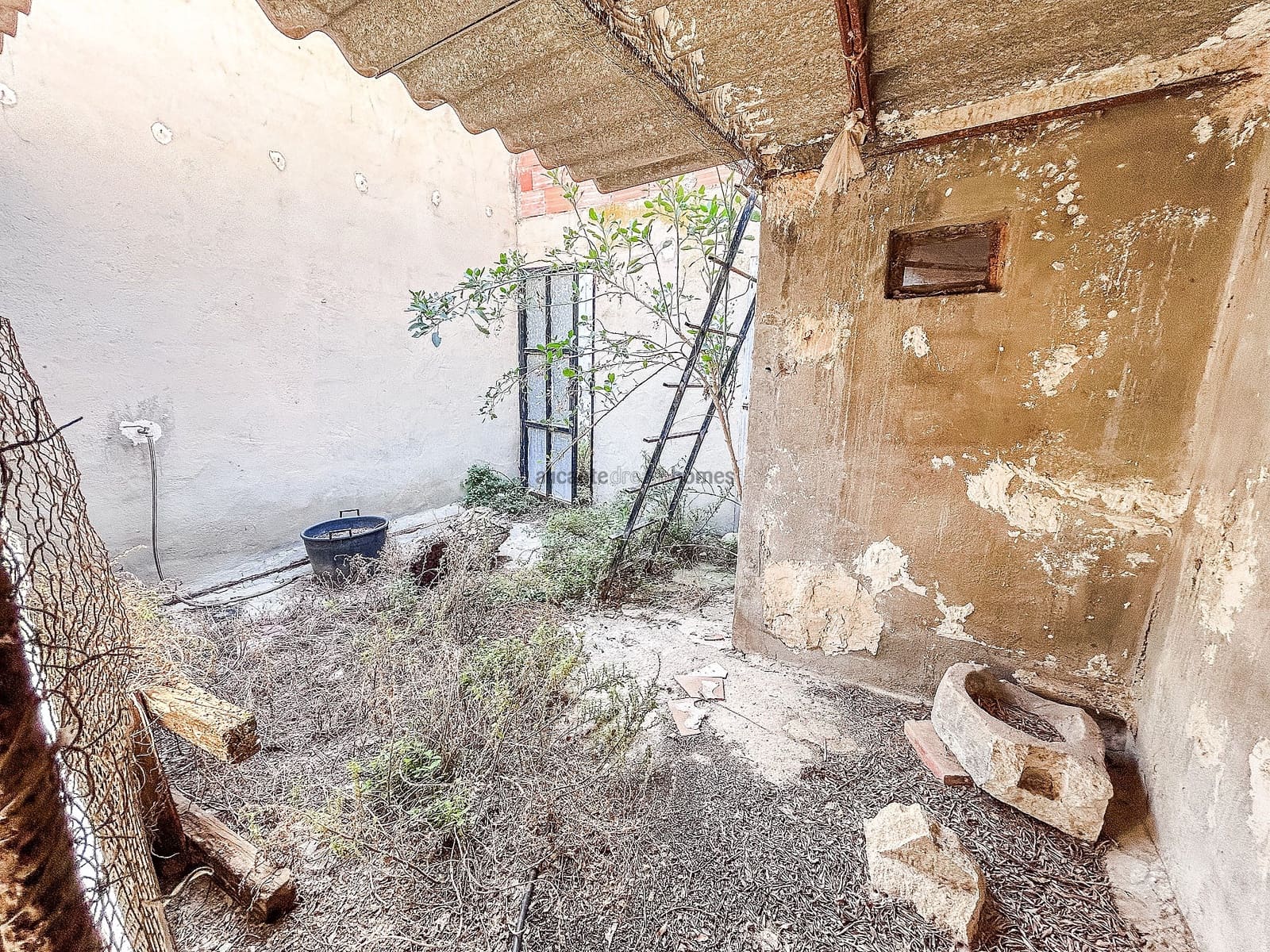 6 soverom Hus til salgs i Macisvenda med garasje - € 131 000 (Ref: 9265002)