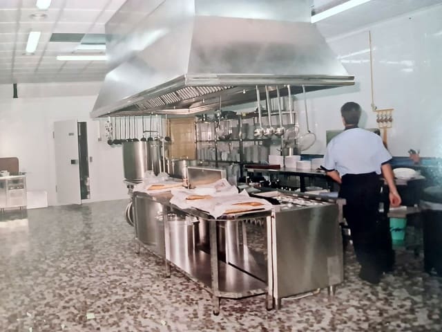 Erhverv til salg i Salinas - € 499.000 (Ref: 9278452)