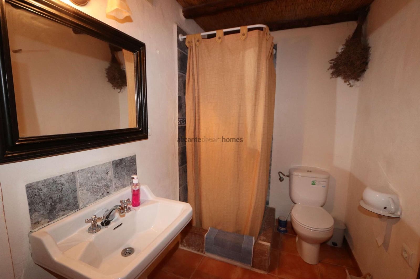 10 sovrum Kommersiell till salu i Pinoso - 449 950 € (Ref: 9278454)