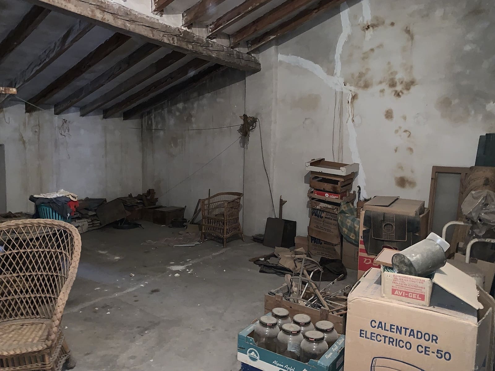 7 makuuhuone Omakotitalo myytävänä paikassa Agost - 190 000 € (Ref: 9278458)