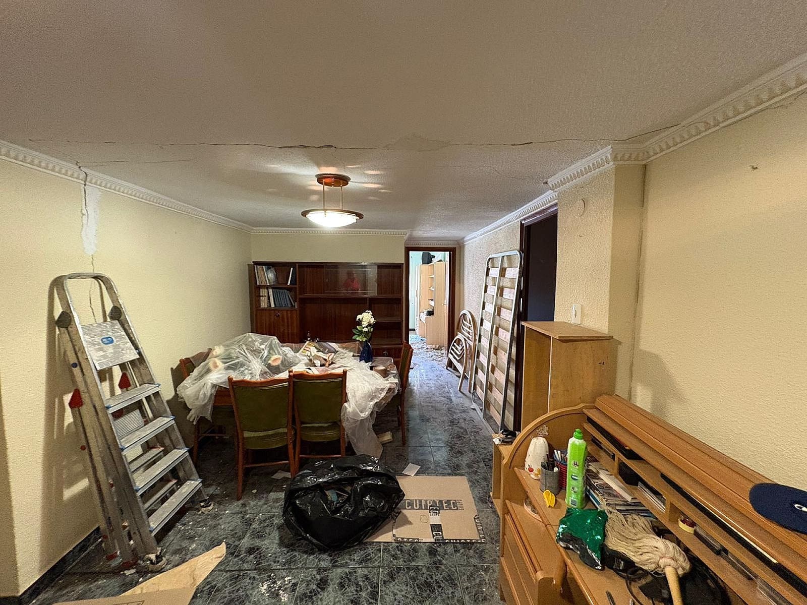 5 sovrum Hus till salu i Pinoso med garage - 59 995 € (Ref: 9282790)