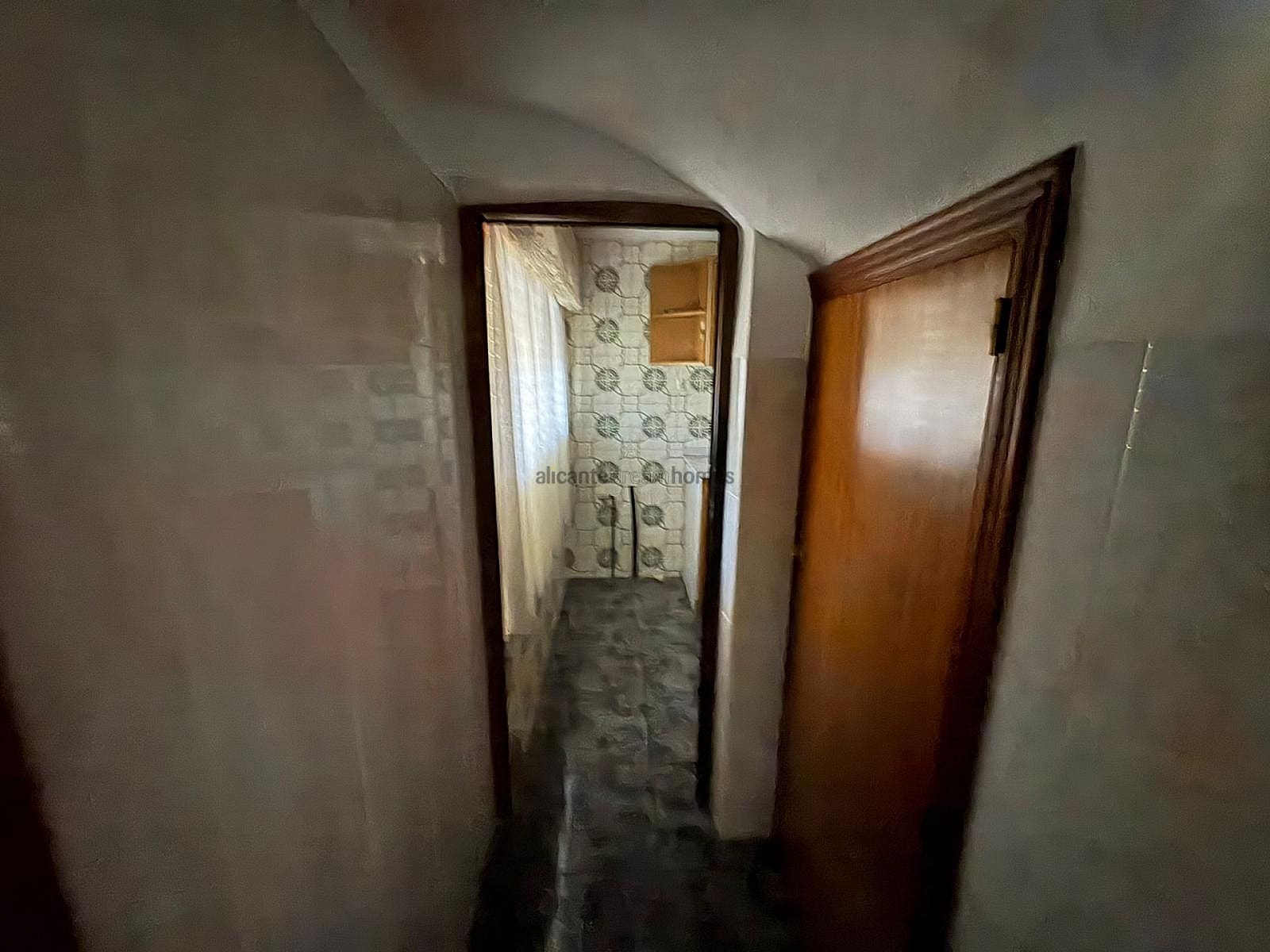 Casa de 5 habitaciones en Pinoso en venta con garaje - 59.995 € (Ref: 9282790)