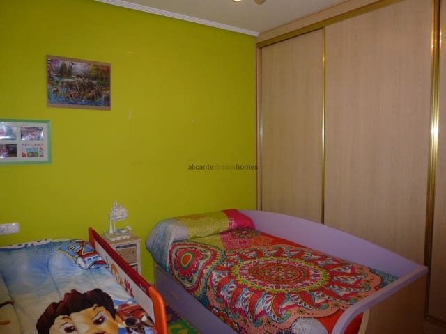 Chalet de 3 habitaciones en Hondón de los Frailes en venta - 179.500 € (Ref: 9282791)