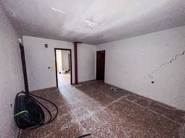 4 bedroom Finca/Country House for sale in Agost - € 84,995 (Ref: 9293223)